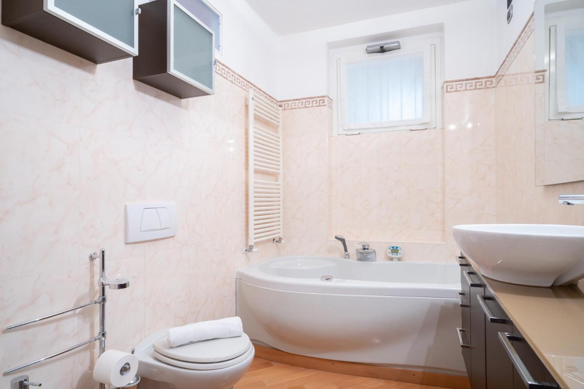 Como Lake - Apartment In Residence 5 Minutes From Lecco Center Galbiate Extérieur photo