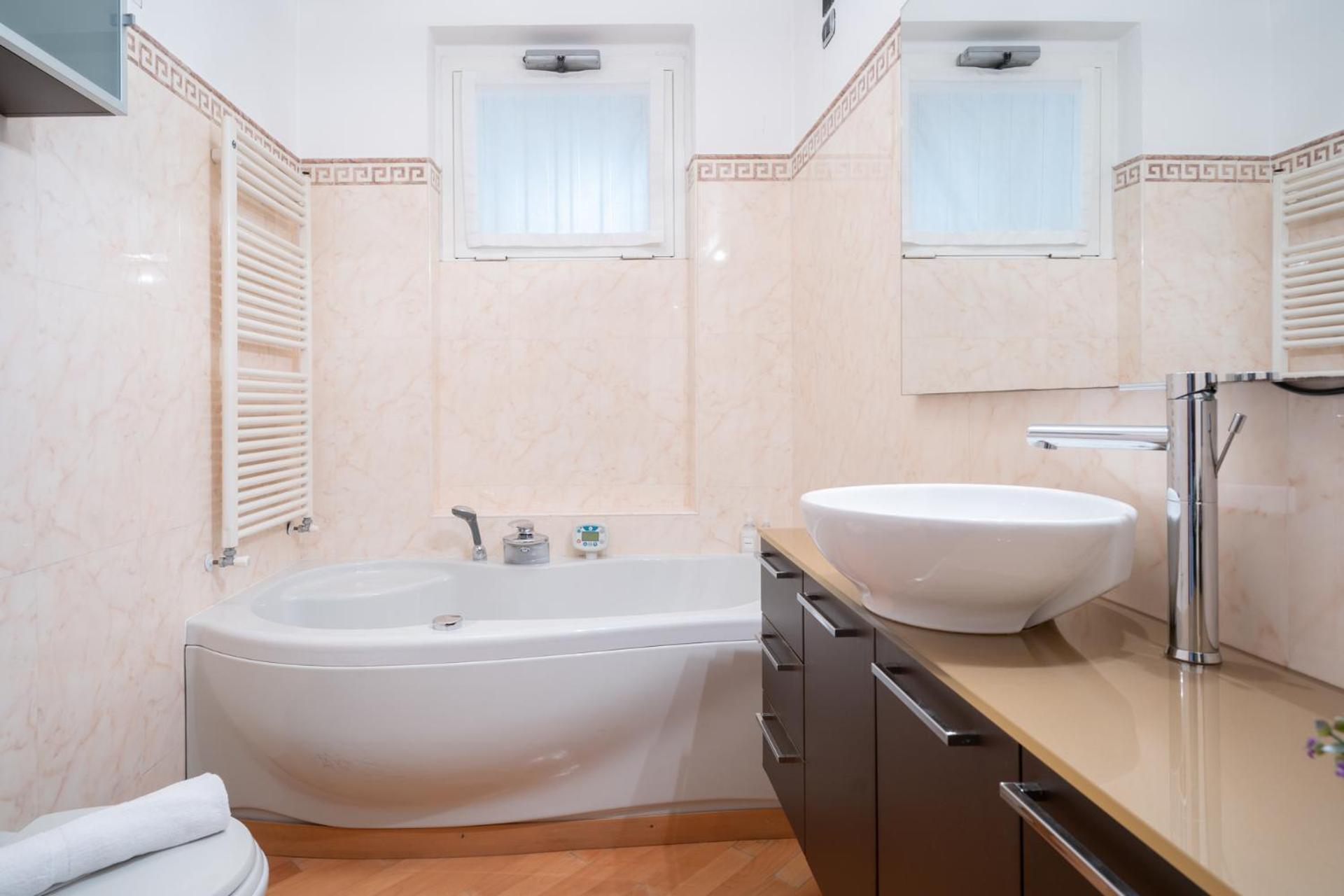 Como Lake - Apartment In Residence 5 Minutes From Lecco Center Galbiate Extérieur photo